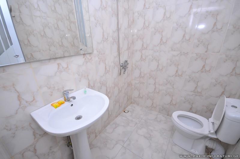 Maxim Mini Hotel Batoemi Buitenkant foto
